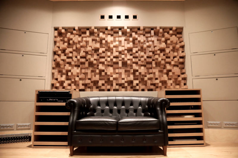 Studio Volta Recordings Skyline Closed